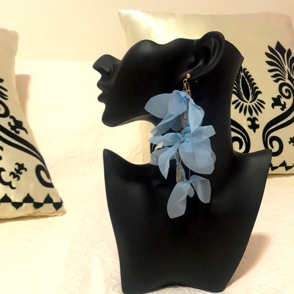 Jewelry - Earrings